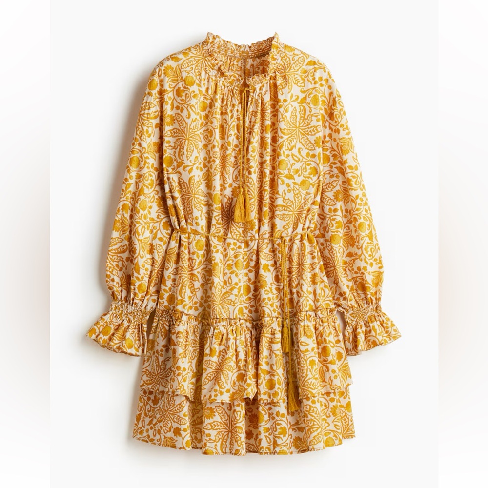 H&M Flounced Tie-belt Dress